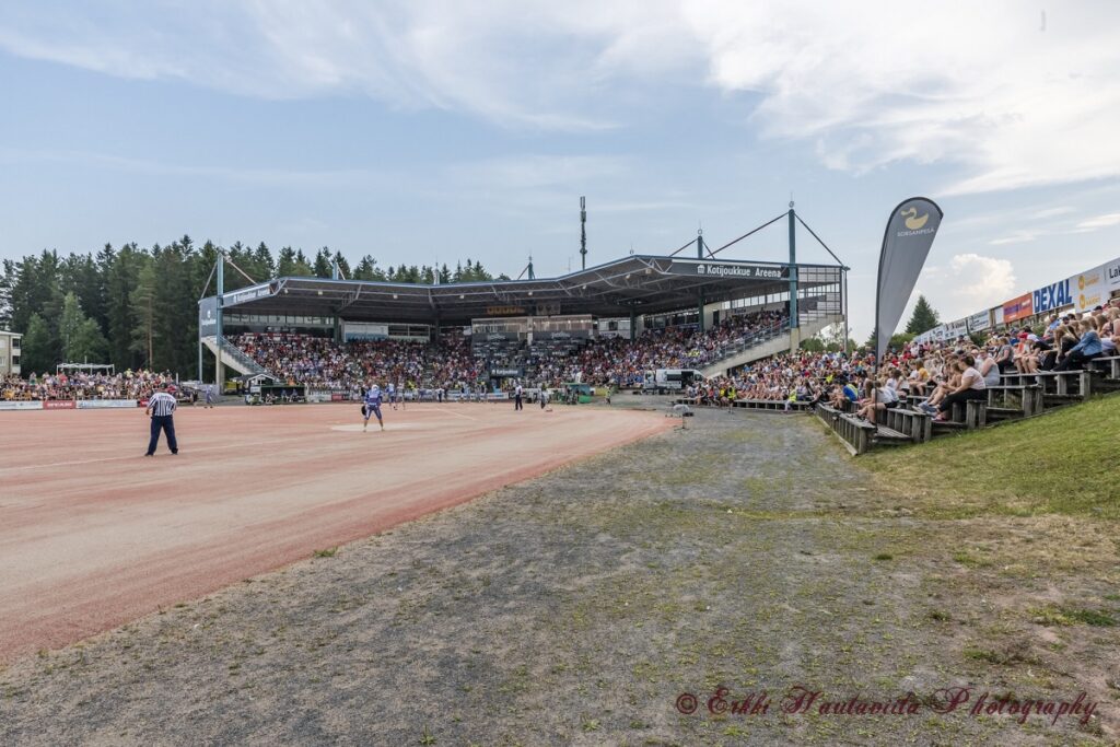 Luukut auki – pesäpallon Itä-Lännessä lyödään läpi Seinäjoella 5.-7.7.2019!