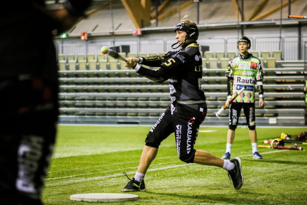 JoMa vei Pohjois-Karjalan herruuden ja tylsytti KiPan sisäpelin!