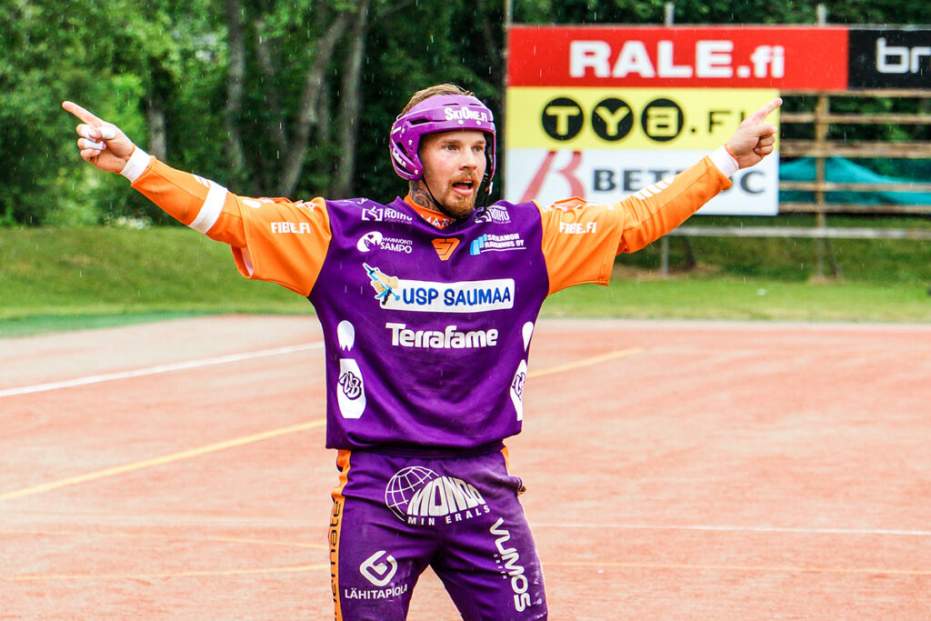 Joni Rytkönen nauttii pelaamisesta tiiviin pelitahdin keskellä: ”Ei haittaa välillä yhtään, jos ei pääse kentälle juoksemaan”