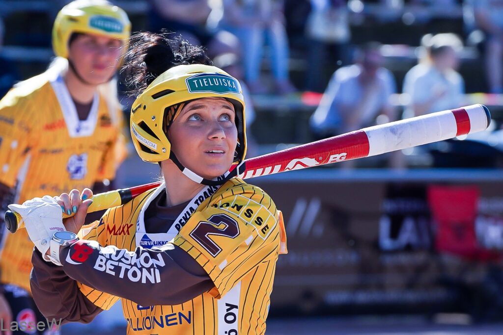 Laura Kerola on Tahkon ulkopelin sielu – ”kun on kaikin puolin hyvä olla, niin pelikin kulkee”