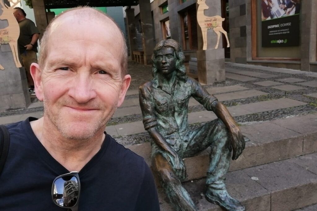 Ilkka Herola maajoukkueen mukana, Eddie Edwards, Anza Mertaranta ja superpesismatsi – Imatralle tuodaan ”talvinen sirkus keskelle kesää”