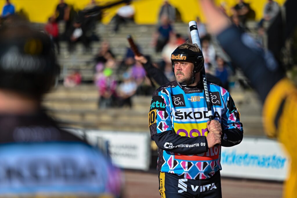 Go On Superjokeri Juha Niemi aikoo soittaa kunnarikelloa Hyvinkäällä ensi kesänä