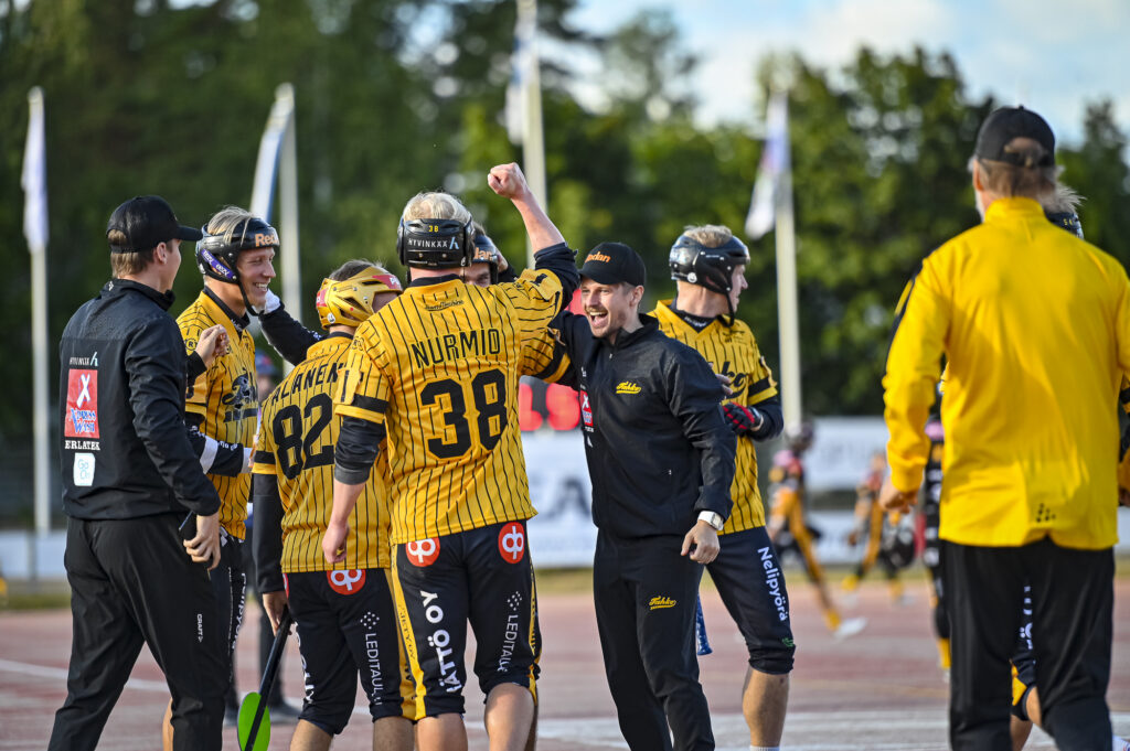 Superpesiksen huikeat pudotuspelit jatkuvat Ruudussa hyvin herkullisella kattauksella!