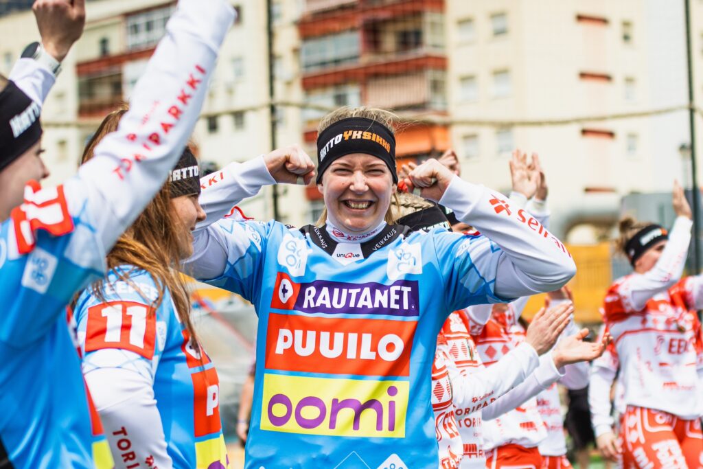 Aino-Kaisa Mantere iski 500. lyödyn juoksunsa Superpesiksessä