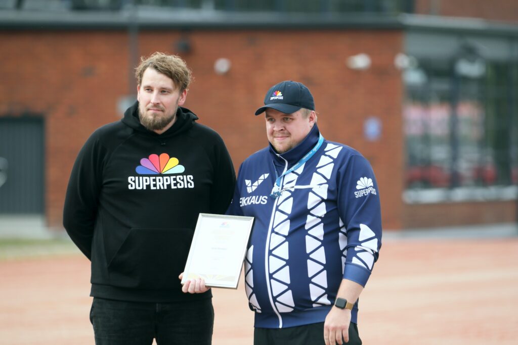 Kuukauden tuomari Joonas Rantaniemi on noussut vahvaksi vastuunkantajaksi