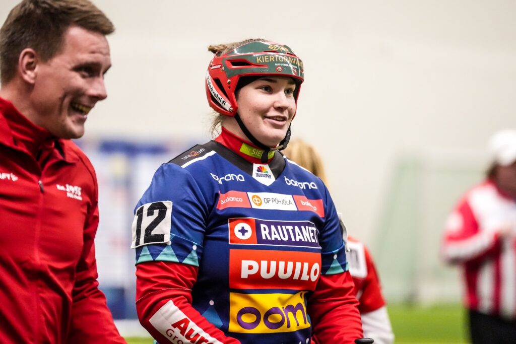 Naisten Talvisuperissa vain kolmen pisteen voittoja – Mette Leskinen takoi tilastokärkeen!